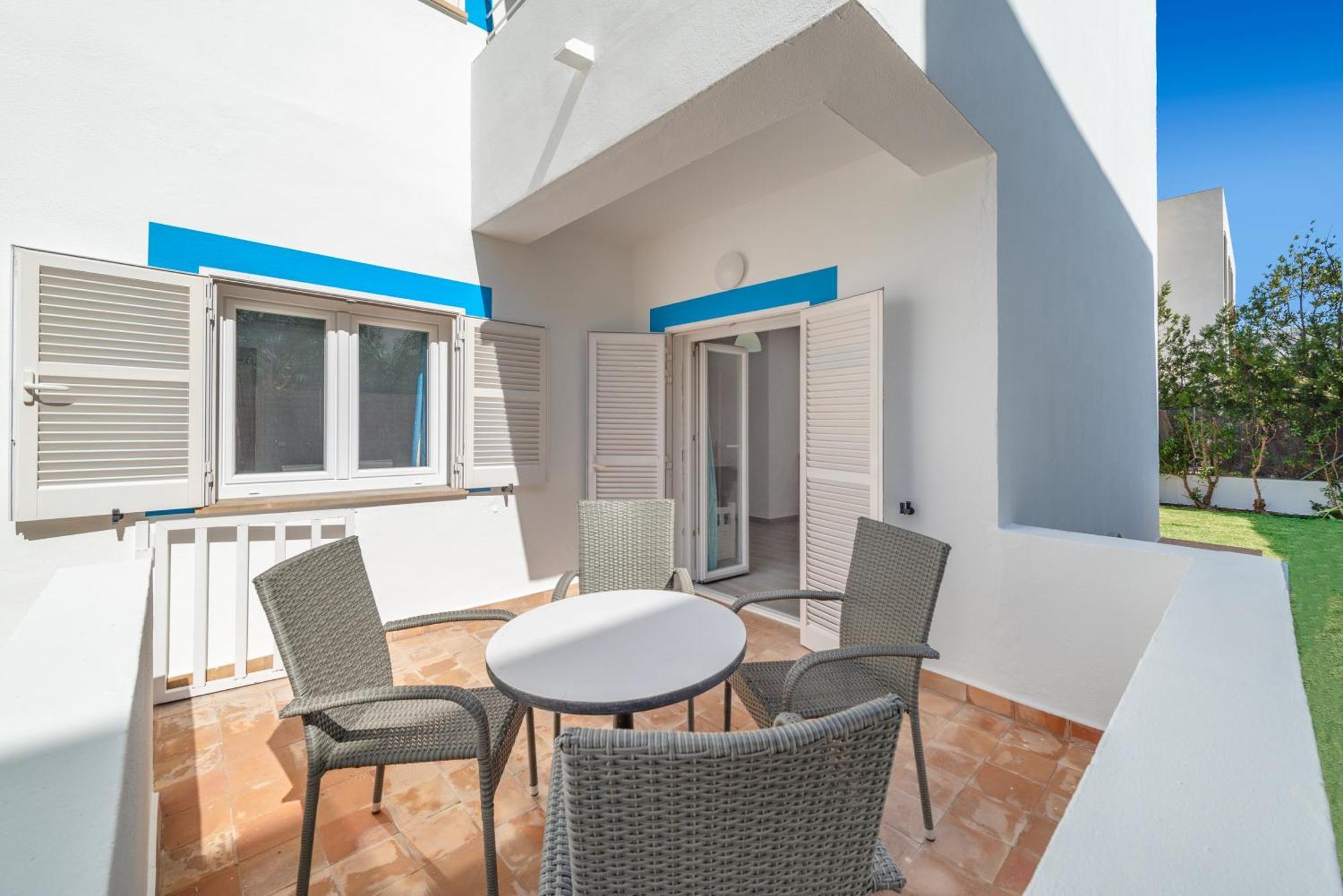 Apartamentos Falco Port de Pollenca Exterior photo